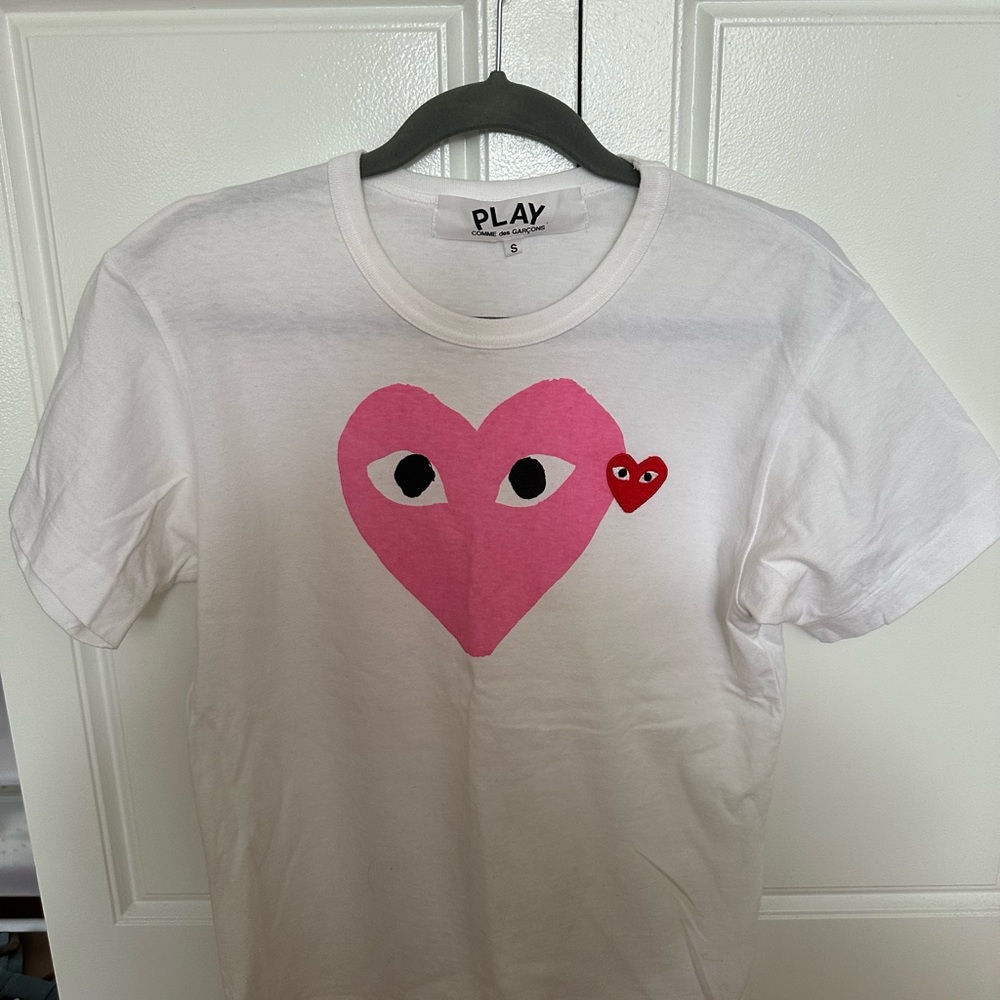 Comme des Garcons PLAY White and Pink Heart Tee